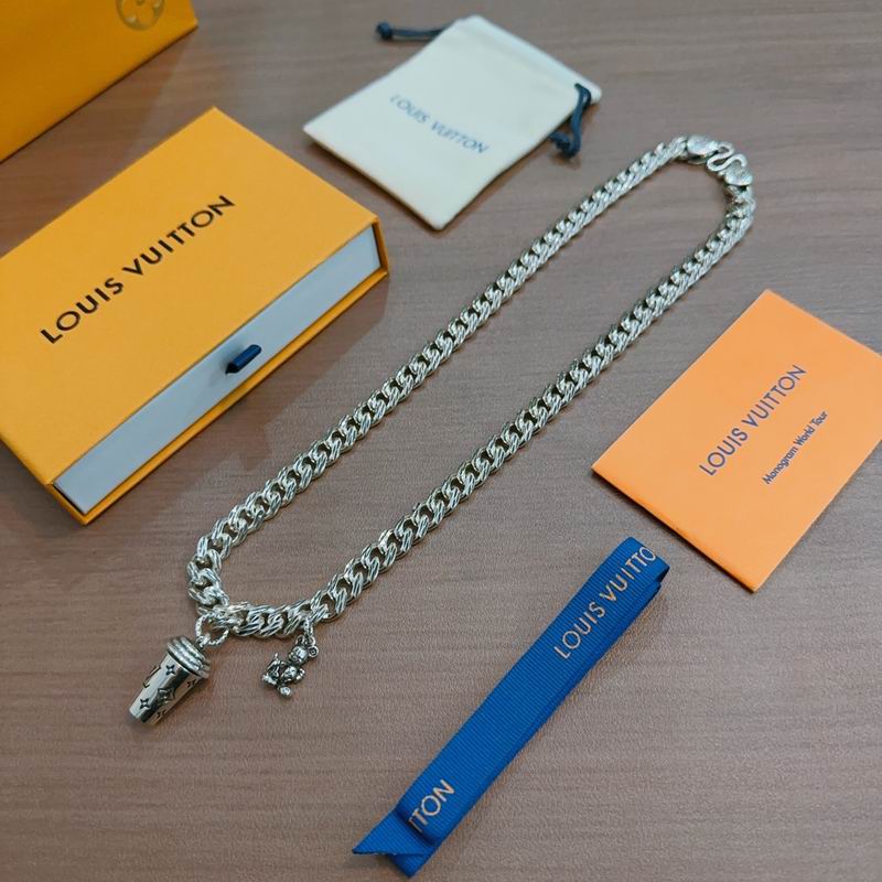 LV Necklace 11yxx137